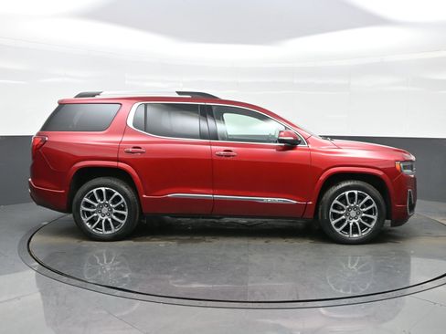 Used 2023 GMC Acadia Denali w/ Denali Ultimate Package image 7