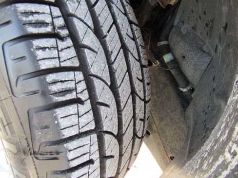 Used 2009 Chevrolet TrailBlazer LT w/ Sun And Sound Package image 9