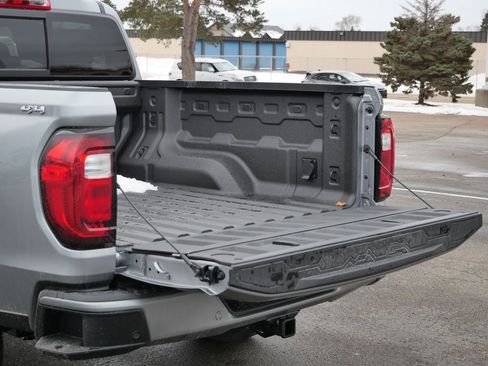 New 2026 GMC Canyon Elevation w/ Convenience Package image 6