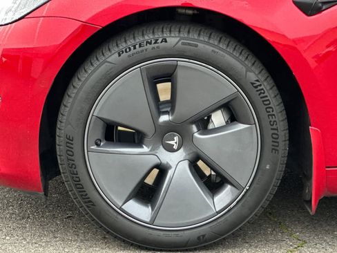 Used 2022 Tesla Model 3 image 29