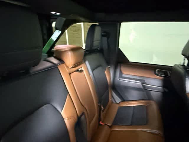 Used 2024 Ford Bronco Outer Banks AWD/4WD image 57