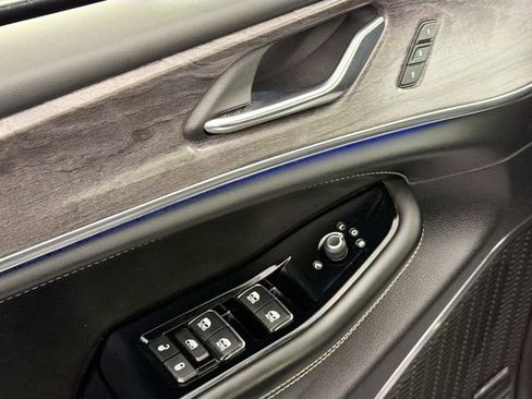 Used 2024 Jeep Grand Cherokee L Overland w/ Trailer Tow Package image 18