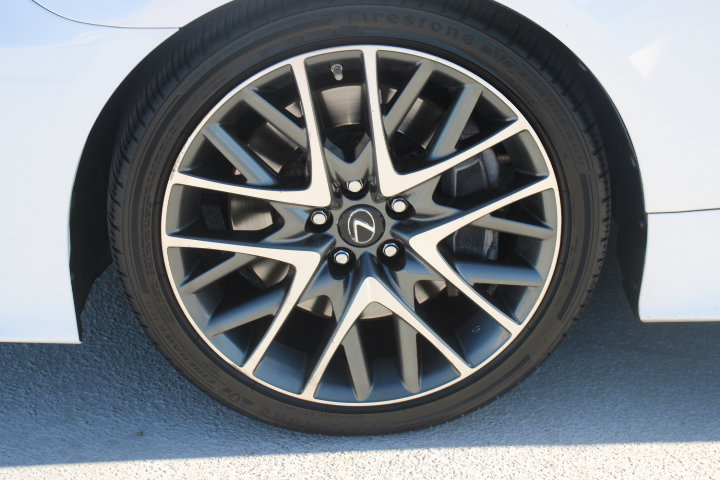 Used 2016 Lexus RC 200t RWD image 10