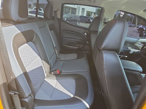 Used 2018 Chevrolet Colorado Z71 AWD/4WD image 15