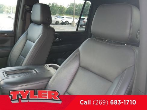 Used 2021 Chevrolet Suburban Z71 AWD/4WD image 42