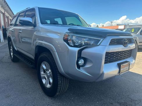 Used 2014 Toyota 4Runner SR5 Premium image 7