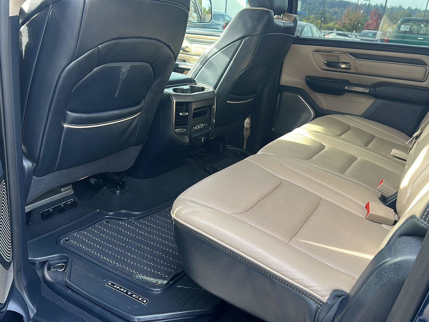 Used 2019 RAM 1500 Limited AWD/4WD image 9