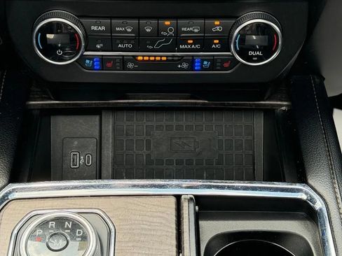 Used 2021 Ford Expedition Max Limited AWD/4WD image 27