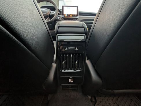 New 2026 Jeep Compass Trailhawk image 35