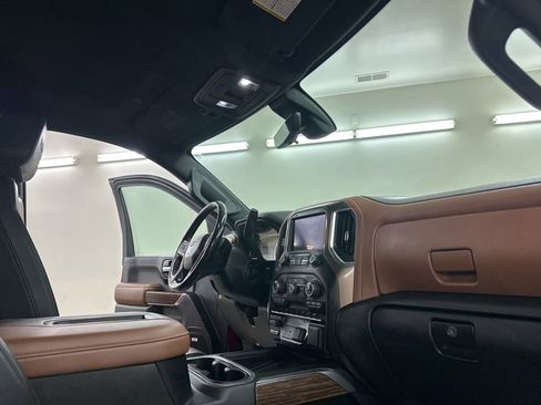 Used 2022 Chevrolet Silverado 2500 High Country image 18