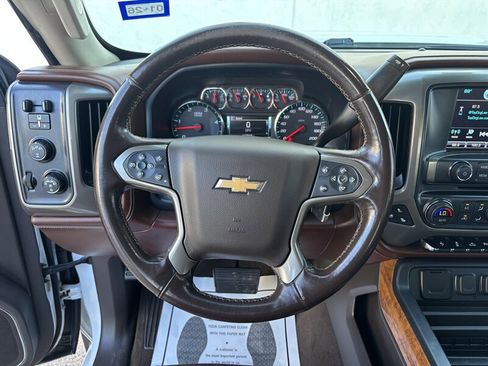 Used 2019 Chevrolet Silverado 2500 High Country image 15