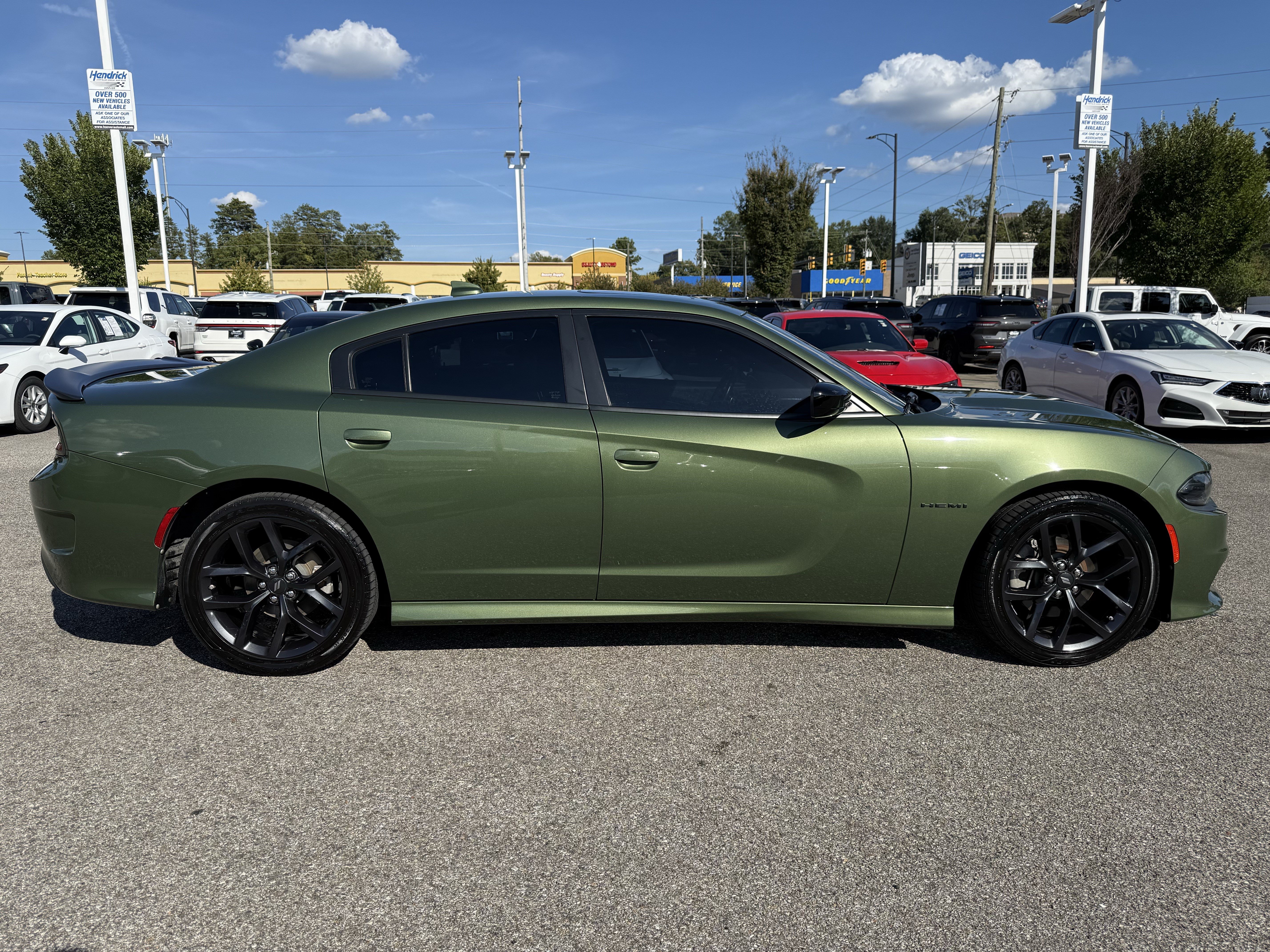 Used 2022 Dodge Charger R/T w/ Plus Group RWD image 11