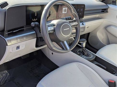 Used 2024 Hyundai Kona SEL FWD image 9