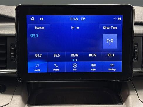 Used 2023 Ford Explorer XLT AWD/4WD image 19