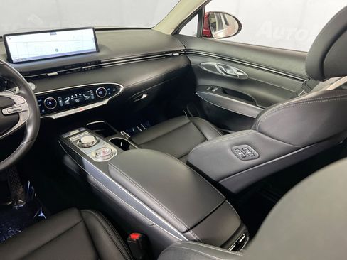 Used 2022 Genesis GV70 2.5T w/ Select Package AWD/4WD image 24