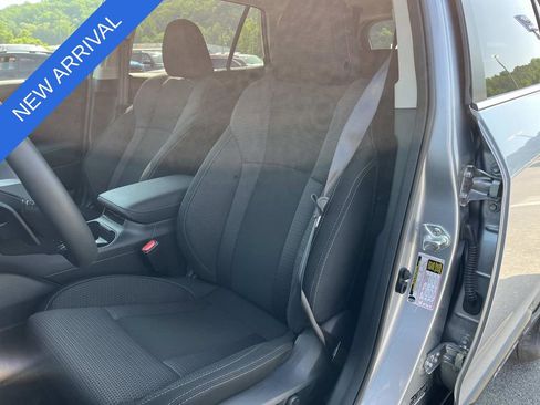 Used 2025 Subaru Outback Premium w/ Popular Package #1A AWD/4WD image 26