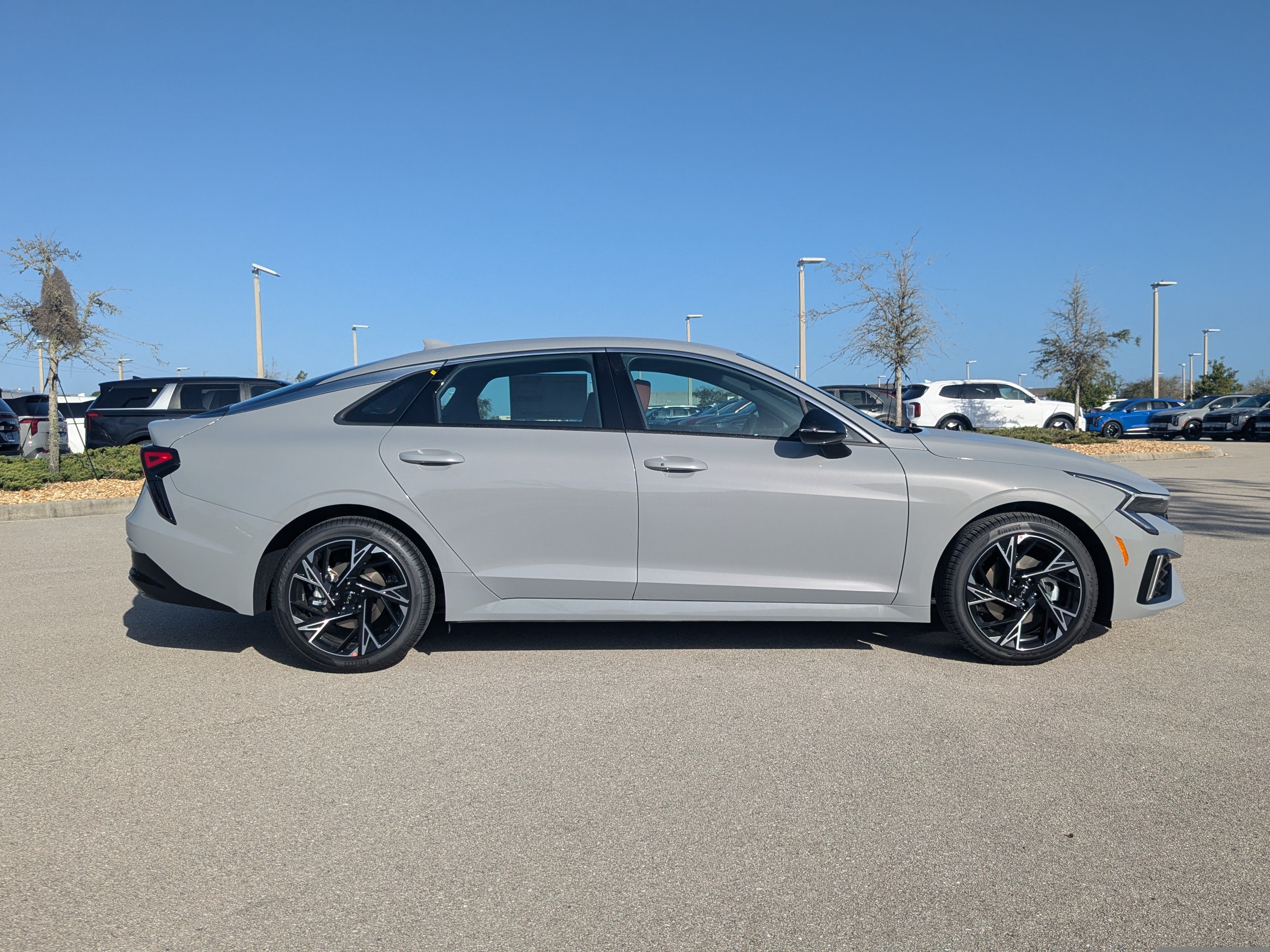 New 2026 Kia K5 GT-Line w/ GT-Line Red Interior Package FWD image 4
