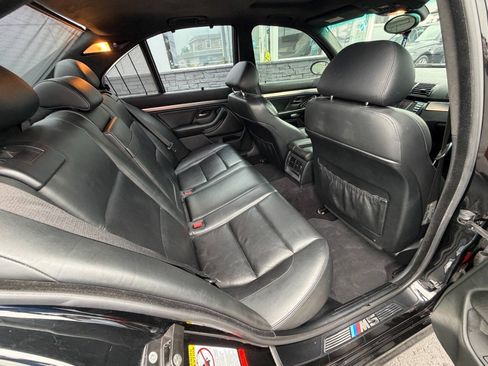 Used 2003 BMW M5 RWD image 19