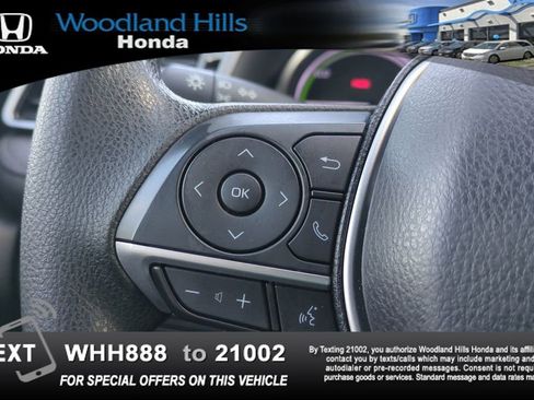 Used 2022 Toyota Camry LE image 11