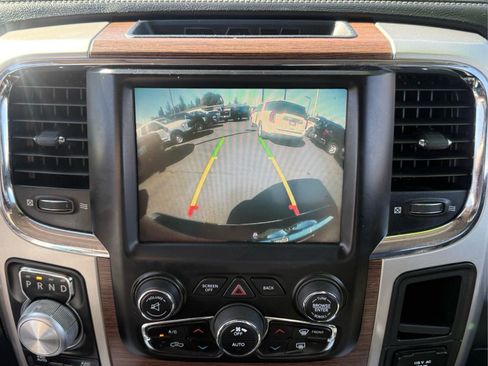 Used 2015 RAM 1500 Laramie w/ Convenience Group AWD/4WD image 23
