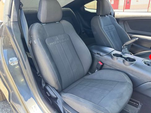 Used 2020 Ford Mustang GT image 20