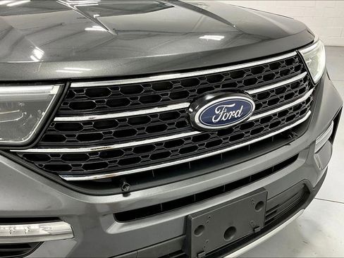 Used 2020 Ford Explorer XLT w/ Equipment Group 202A image 36