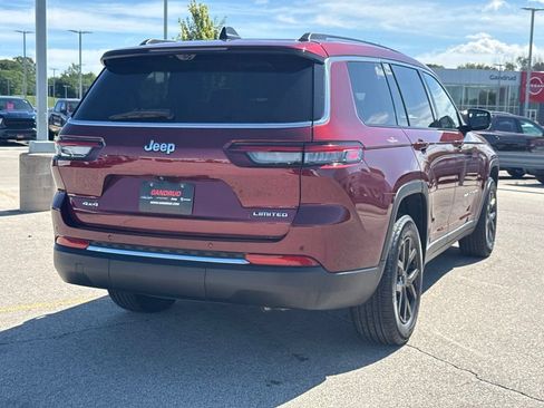 Used 2023 Jeep Grand Cherokee L Limited w/ Luxury Tech Group II AWD/4WD image 36
