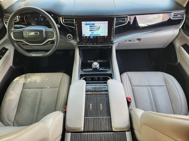Used 2022 Jeep Wagoneer Series III w/ Flexible Seating Group RWD image 25