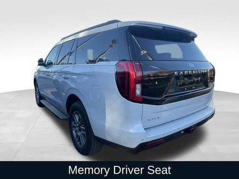 Used 2025 Ford Expedition Active image 7