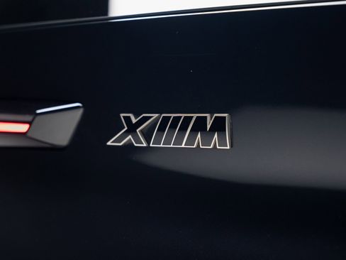 Used 2023 BMW XM image 31