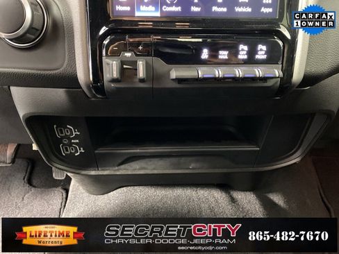 Used 2024 RAM 2500 Big Horn w/ Sport Appearance Package image 23