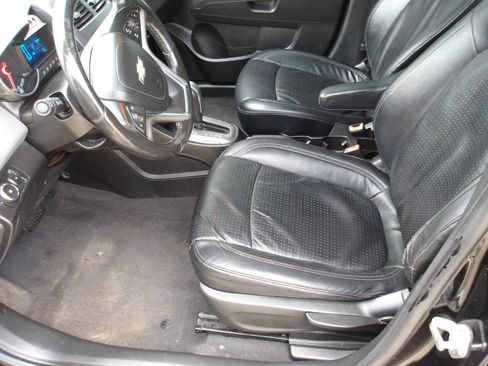 Used 2012 Chevrolet Sonic LTZ FWD image 5