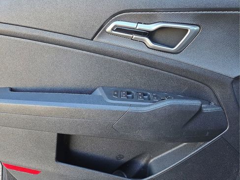 Used 2024 Kia Sportage LX image 21