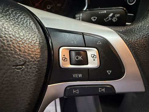 Used 2019 Volkswagen Jetta S w/ Driver Assistance Package image 33