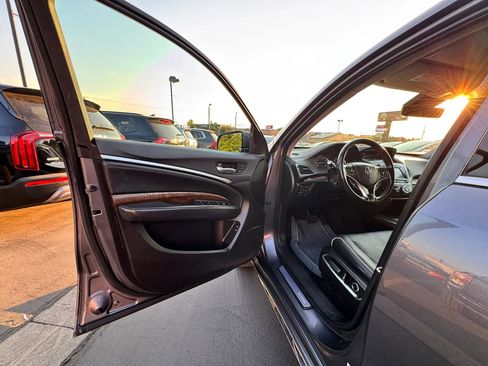 Used 2019 Acura MDX SH-AWD w/ Advance Package image 11