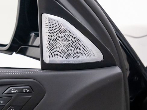 New 2026 BMW X6 M60i w/ Executive Package image 15