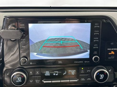 Used 2021 Toyota Highlander XSE AWD/4WD image 14