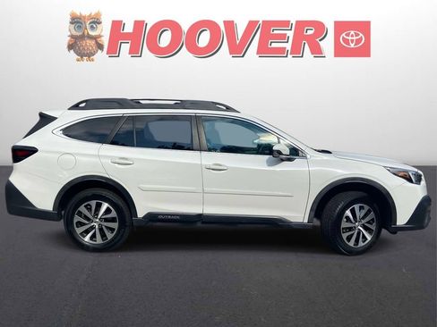 Used 2020 Subaru Outback Premium w/ Popular Package #1 AWD/4WD image 2