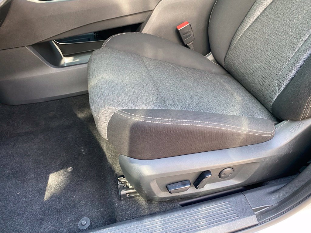Used 2022 Nissan Rogue SV FWD image 27