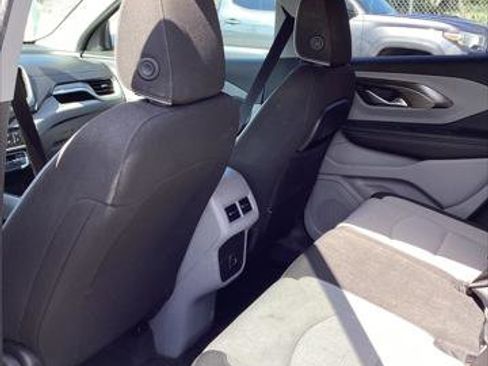 Used 2022 GMC Terrain SLE FWD image 14