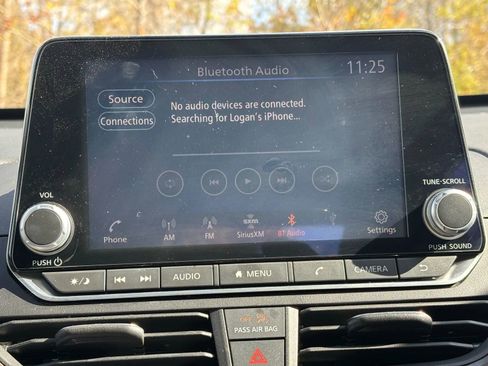 Used 2024 Nissan Altima 2.5 SV image 37