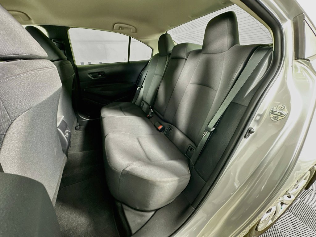 Used 2024 Toyota Corolla LE FWD image 27
