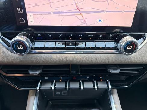 New 2026 GMC Canyon Denali AWD/4WD image 14