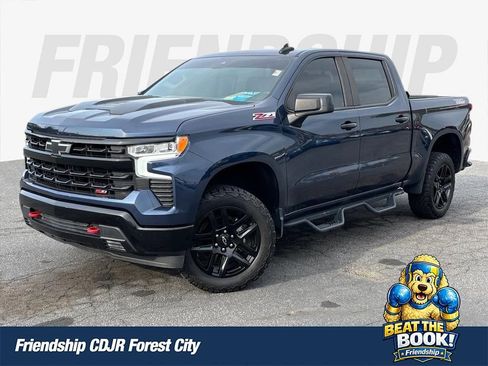 Used 2022 Chevrolet Silverado 1500 LT Trail Boss w/ Convenience Package II image 1