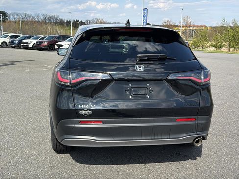 Used 2024 Honda HR-V Sport image 8