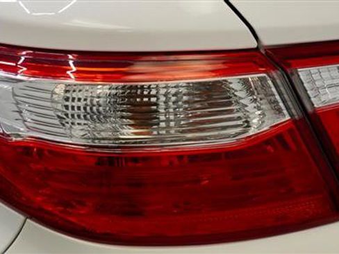 Used 2016 Toyota Camry LE image 15