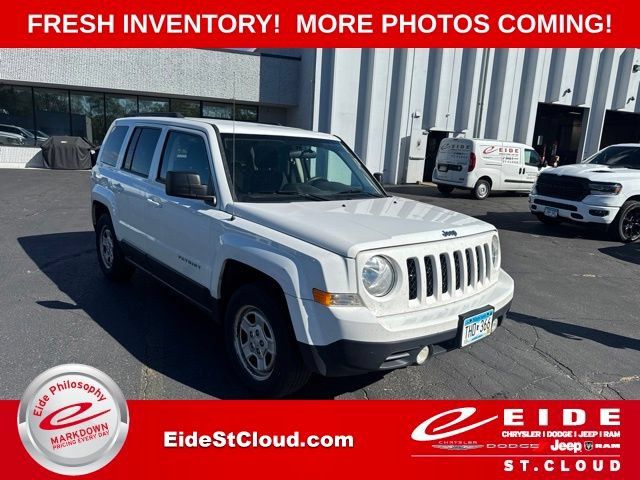 Used 2015 Jeep Patriot Sport w/ Power Value Group FWD image 1