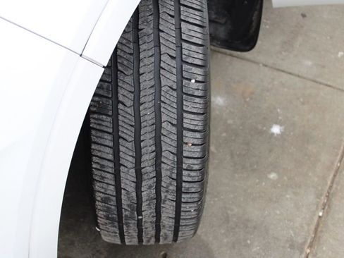 Used 2020 Kia Sorento SX image 14