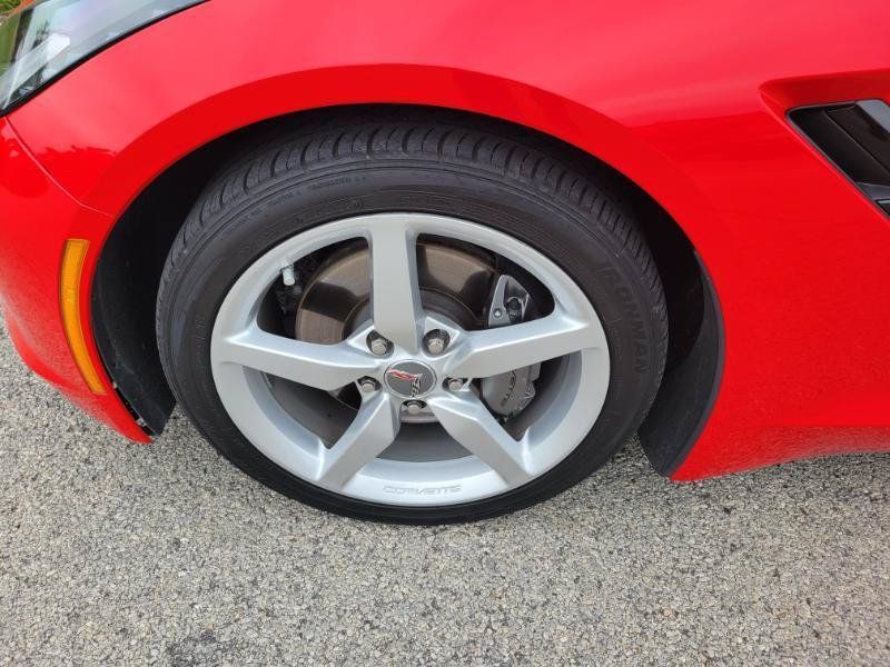 Used 2014 Chevrolet Corvette Stingray Coupe w/ 2LT Preferred Equipment Group RWD image 12