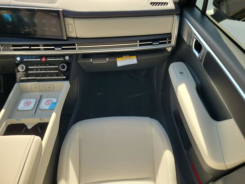 New 2026 Hyundai Santa Fe SE image 17